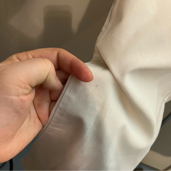 3/$20 J. Crew classic fit Kaki pant 30x30 - Picture 3 of 11